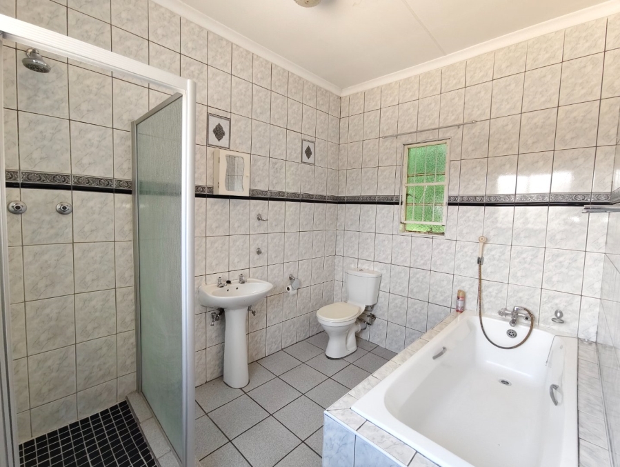 To Let 1 Bedroom Property for Rent in Generaal De Wet Free State